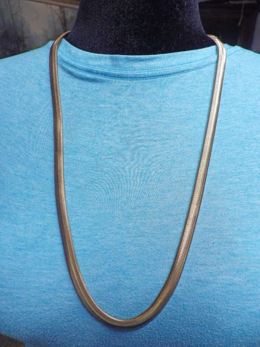 Lot of Gold Tone Chain/Necklaces 4 Necklaces & pr of earrings 720G2